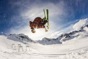 2026年滑雪青训营国际导师到访，技术交流深入，滑雪教练简介